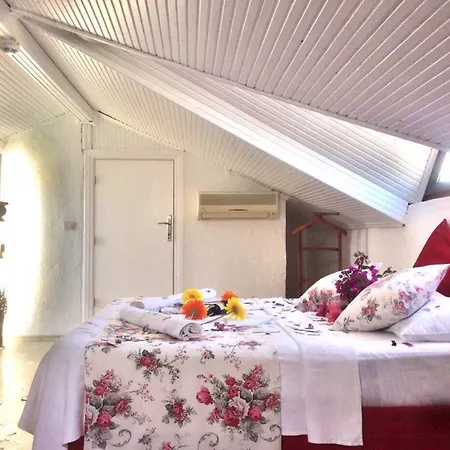 Bed & Breakfast Cayirli 2*