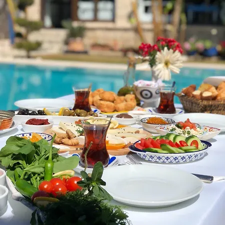 Oda ve Kahvaltı Cayirli 2*