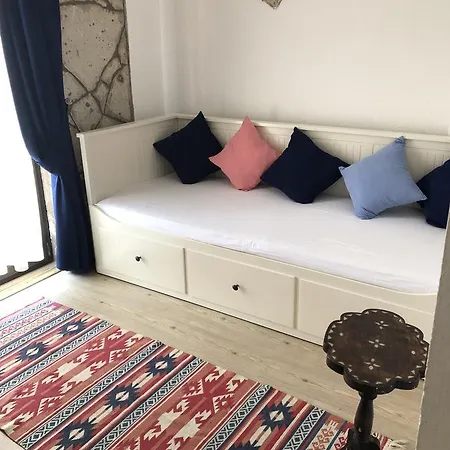 Bed and Breakfast Cayirli 2*